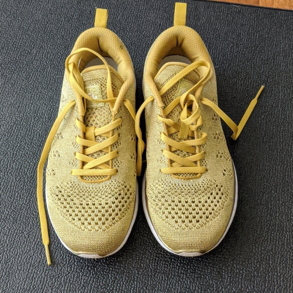 APL Techloom Pro Tennis Shoes size 7.5